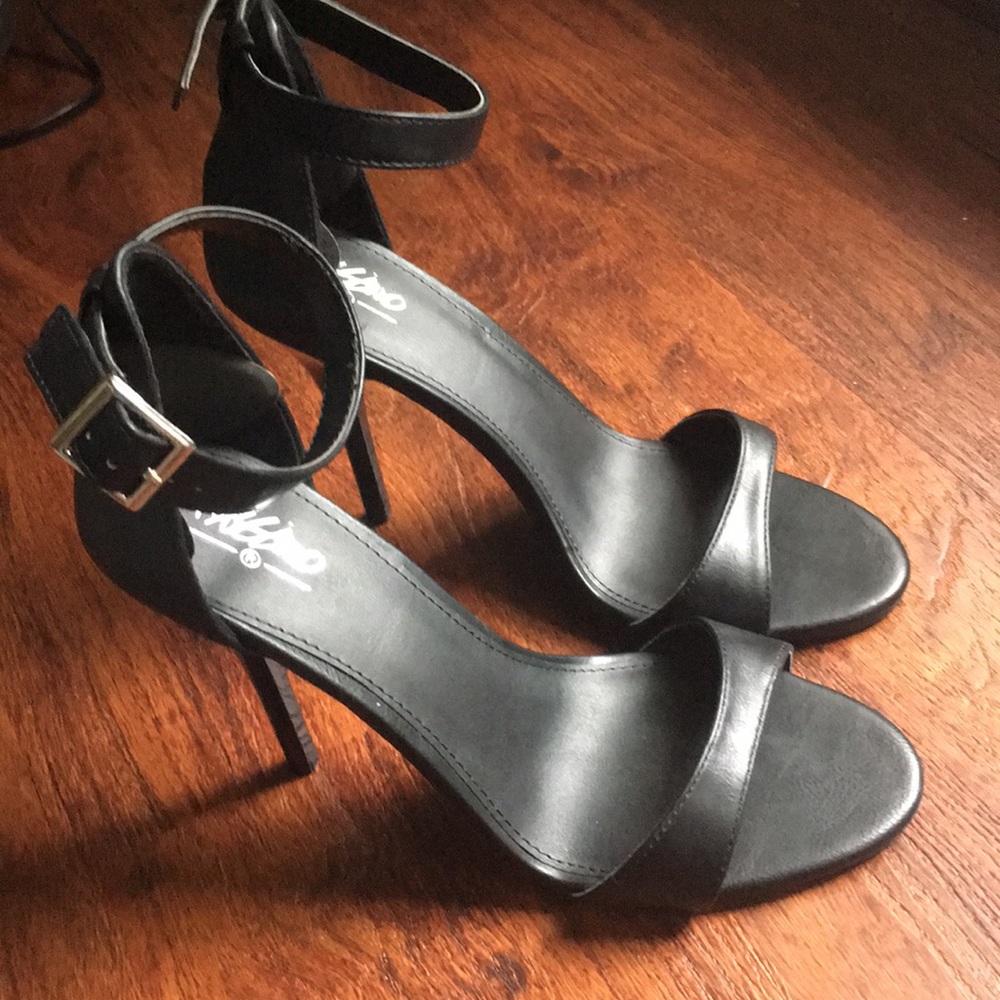 Black stiletto heels